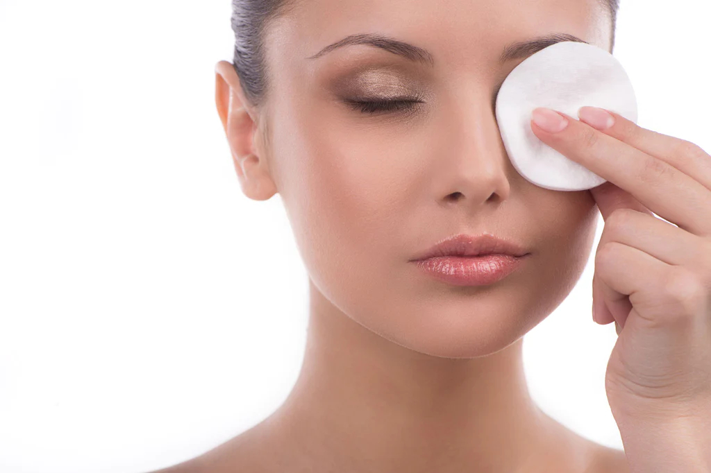 Ways To Remove Eyelash Glue