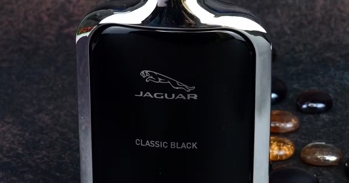 Jaguar Classic Black